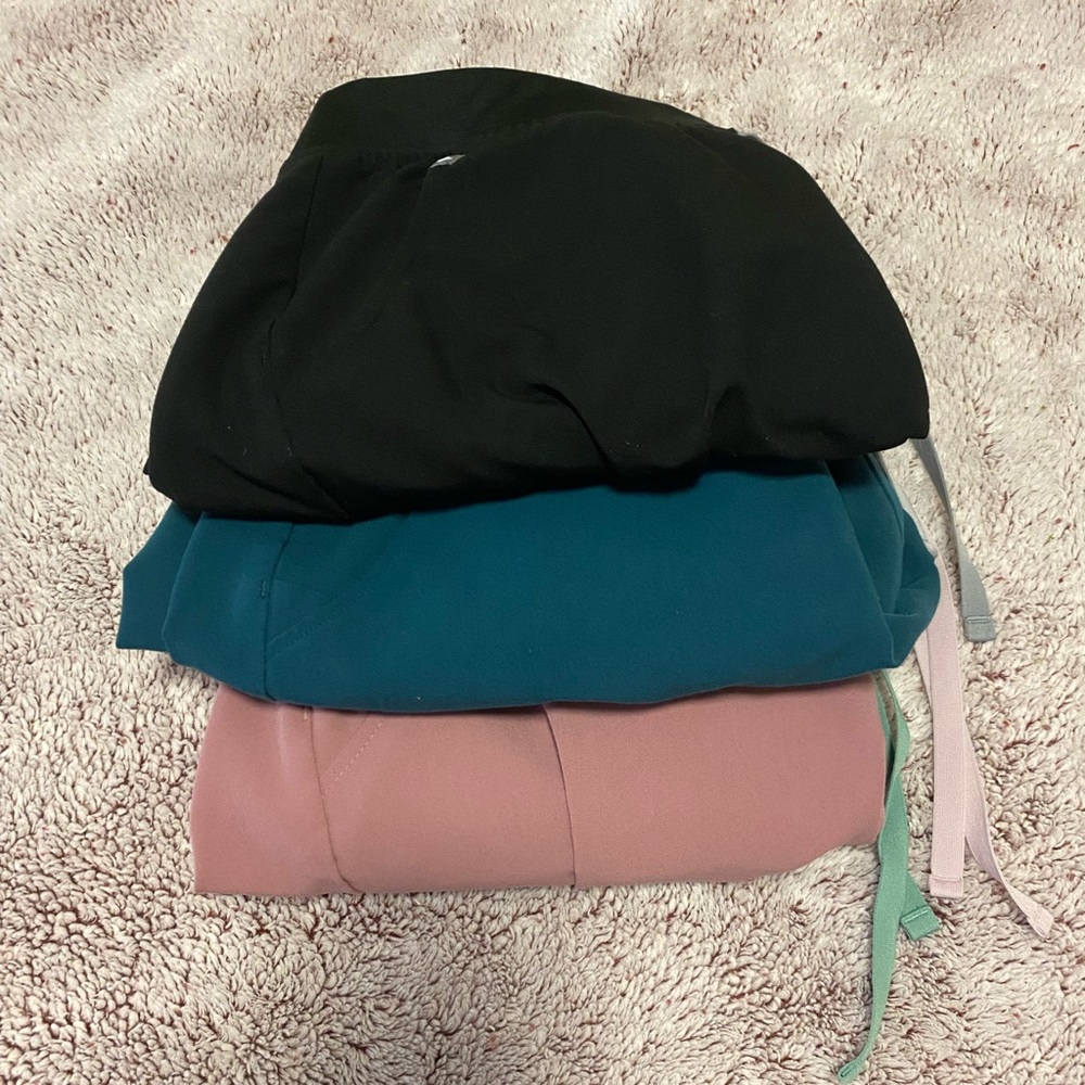 Bundle of 3 Zamora Figs Joggers